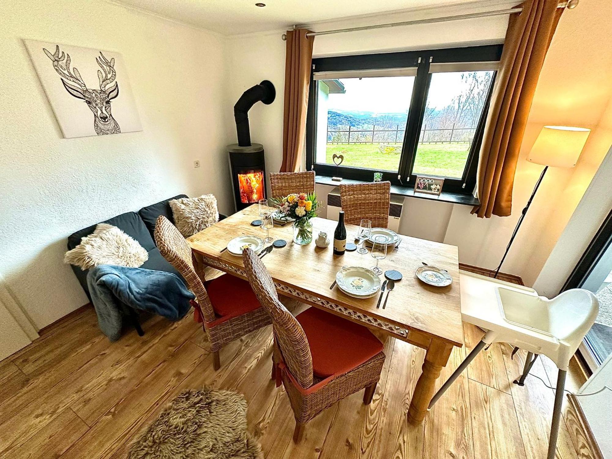 Gemuetliches Alpenblick Berg-Bungalow + Grosser Garten + Netflix! Schofweg Ngoại thất bức ảnh