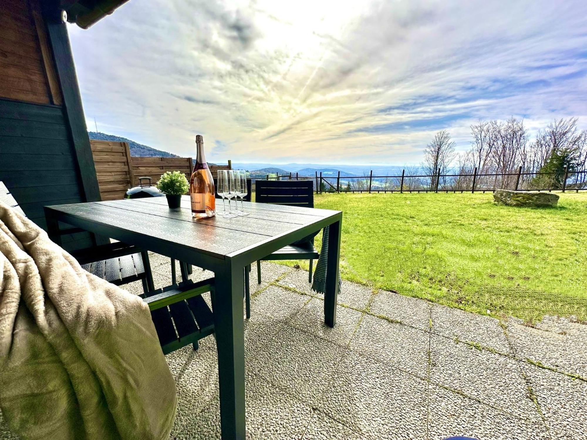 Gemuetliches Alpenblick Berg-Bungalow + Grosser Garten + Netflix! Schofweg Ngoại thất bức ảnh
