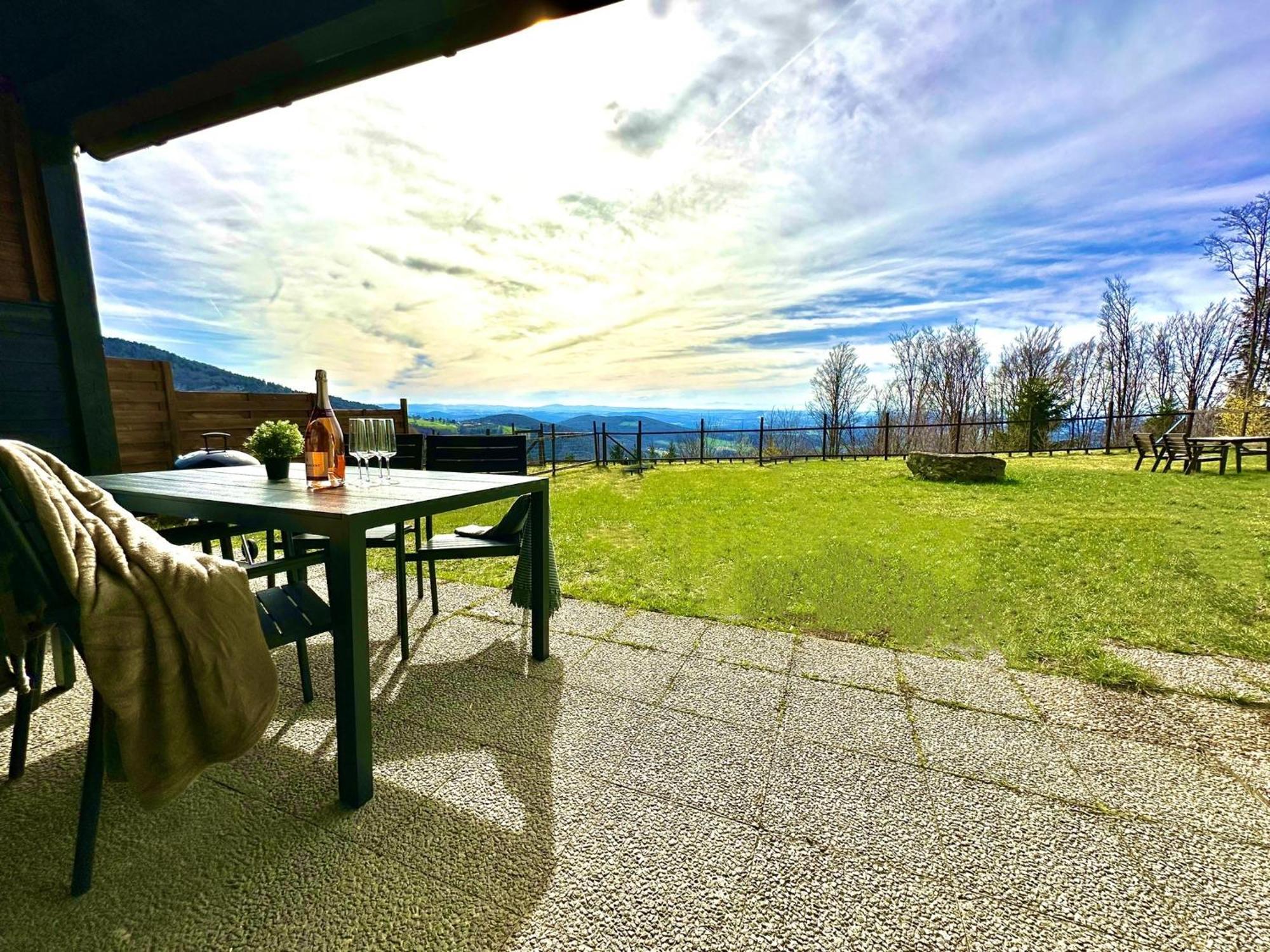 Gemuetliches Alpenblick Berg-Bungalow + Grosser Garten + Netflix! Schofweg Ngoại thất bức ảnh