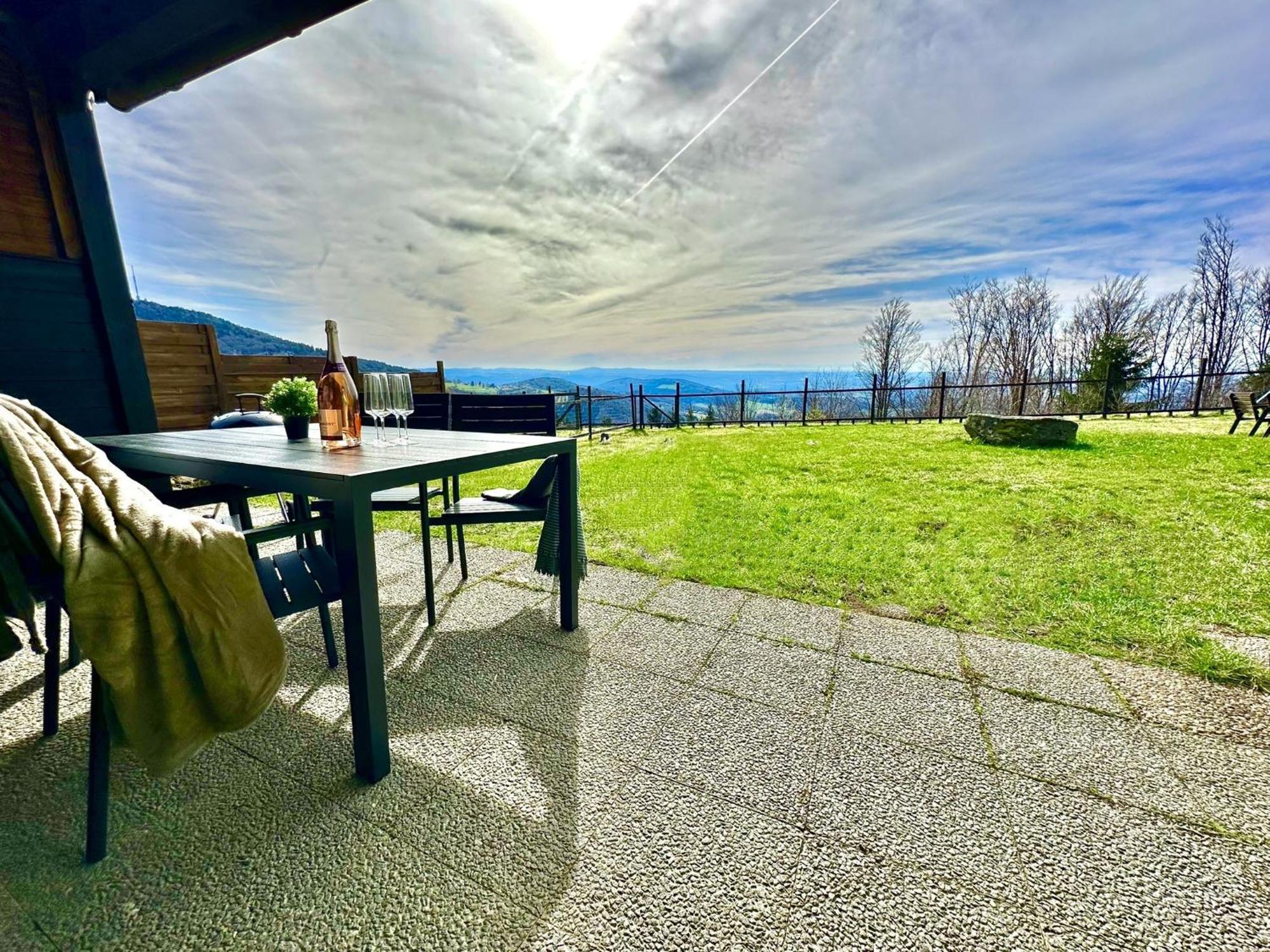 Gemuetliches Alpenblick Berg-Bungalow + Grosser Garten + Netflix! Schofweg Ngoại thất bức ảnh